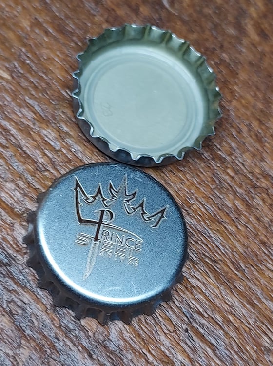 Bottle Cap Targets - Prince Steel Knives Crown - Set of 10